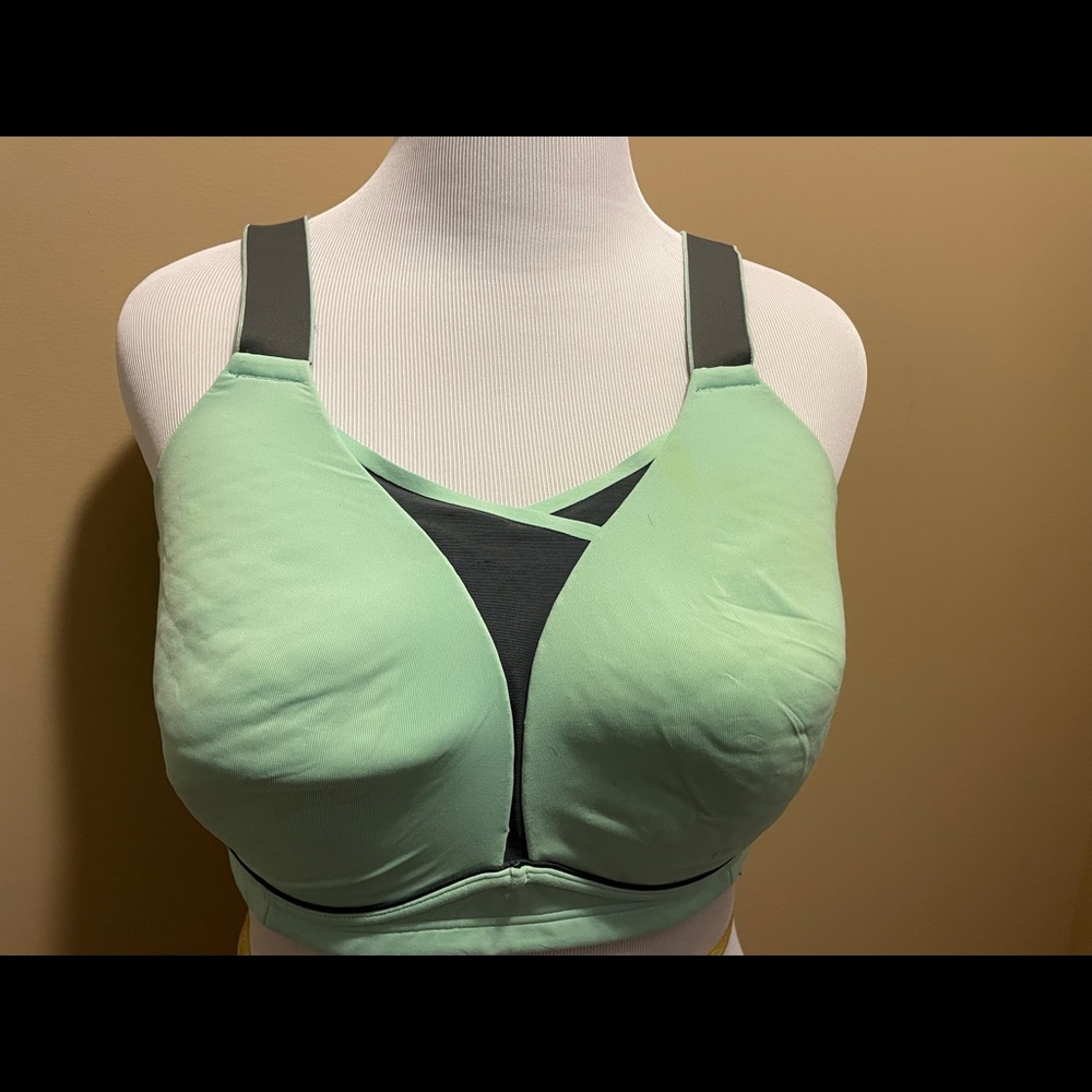 Lane Bryant Medium Impact Bra